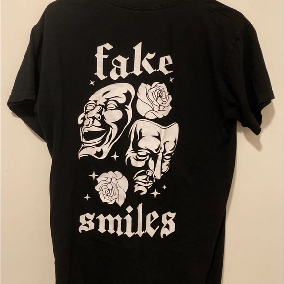 Yourstruly Tshirt - Picture 2 of 2